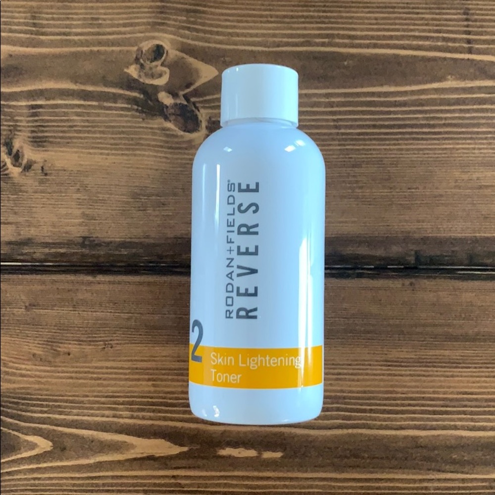Rodan and Fields Reverse Skin Lightening Toner